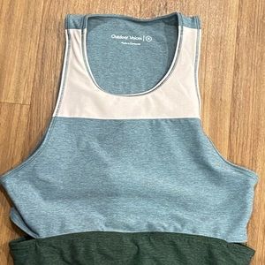 Outdoor Voices Top / Sports Bra